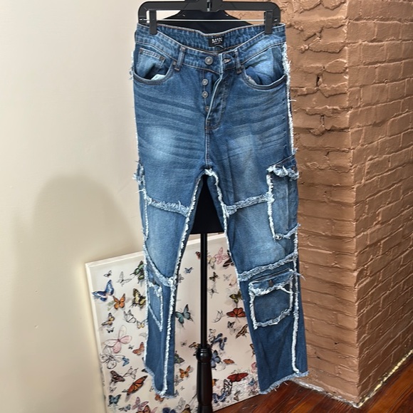 Boohoo Other - Men Distressed Blue Denim Jeans men size 32